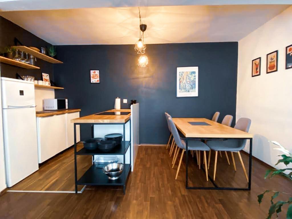 Anica Apartments Funtana Bagian luar foto